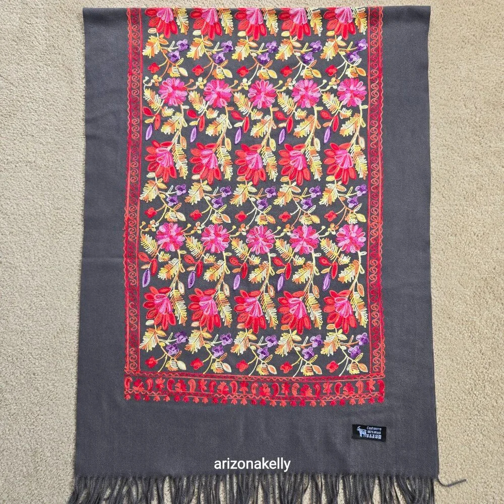 NWOT Cashmere Scarf With Chain Stitch Embroidery Colorful Woven